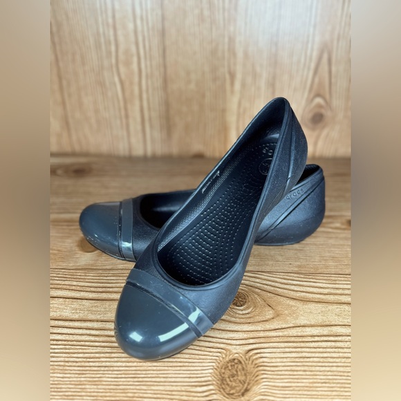 CROCS Shoes - Crocs Women's Ballet Shoes Black/Gray Sz 7 US Cap Toe Casual Slip On Flats
